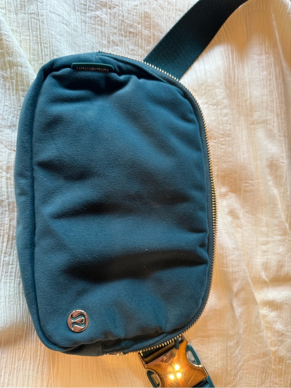 Lululemon Athletica Everywhere Belt Bag (Tidewater Teal) - Picture 3 of 6
